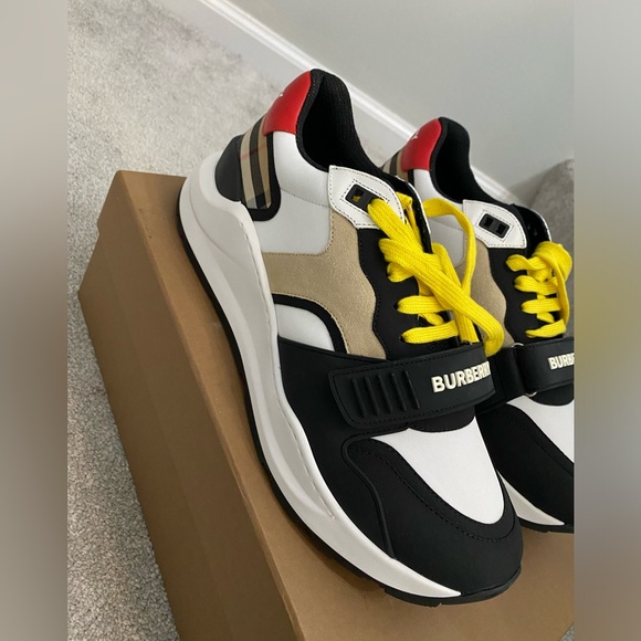 Burberry Ramsey at hibernating sneaker brand new never worn men’s size 11 (45) - Picture 7 of 15